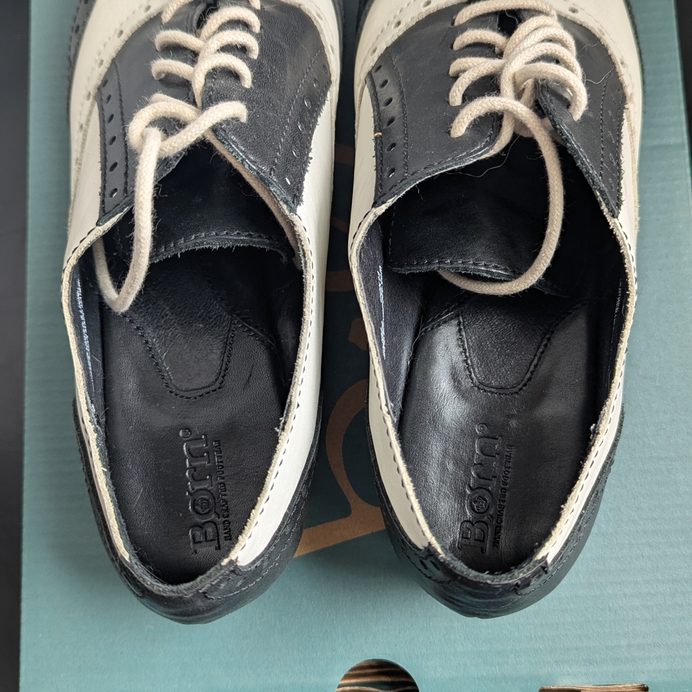 Born Women's Black and White Oxford Flats - Picture 3 of 6